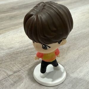 2025 McDonald’s BTS TinyTAN SUGA Throwback Edition Figure Happy Meal Toy